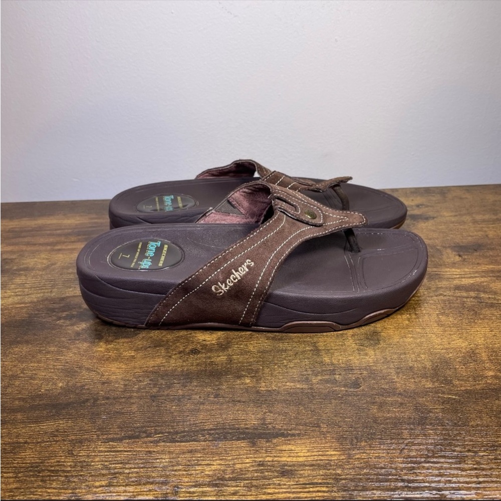 sketchers tone ups